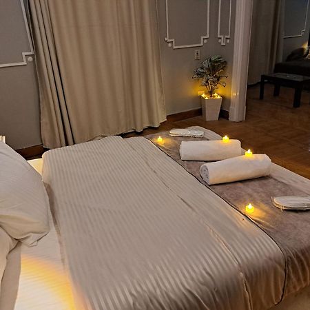 Downtown Family Suites Kairo Exteriör bild